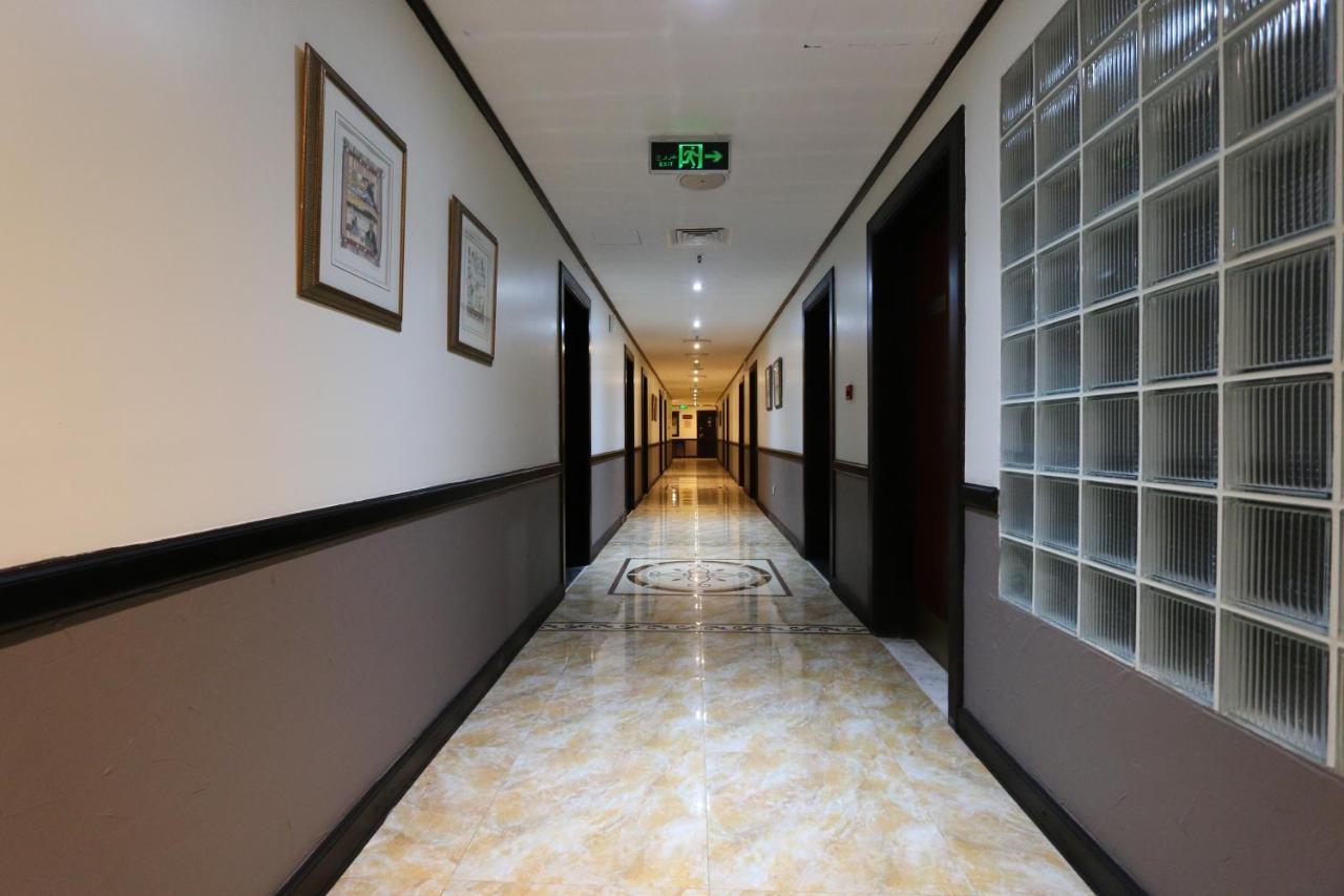 Grand Mayfair Hotel Dubai Exteriör bild
