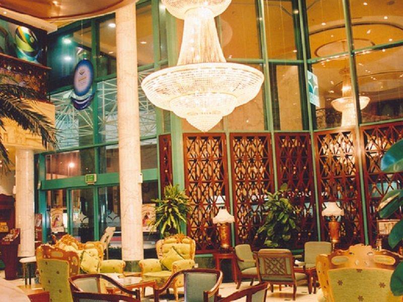 Grand Mayfair Hotel Dubai Exteriör bild