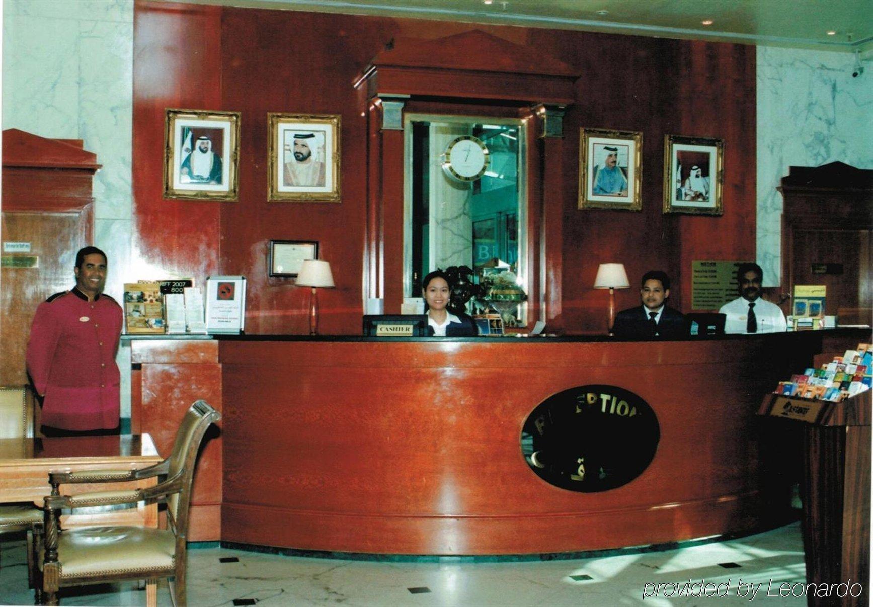 Grand Mayfair Hotel Dubai Exteriör bild