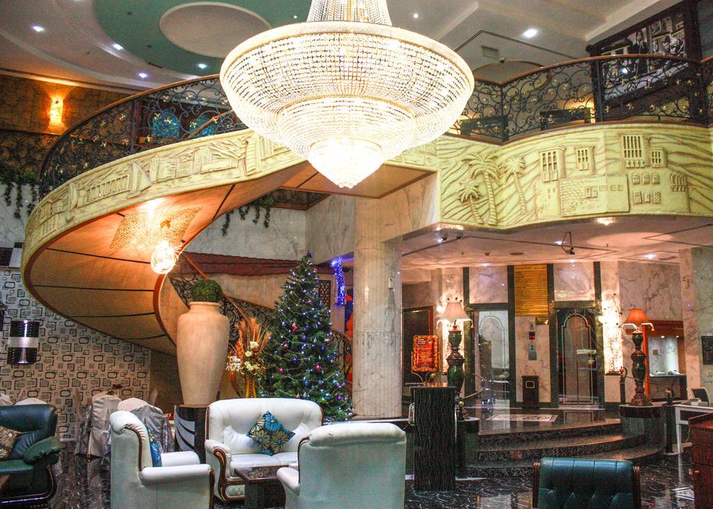 Grand Mayfair Hotel Dubai Exteriör bild