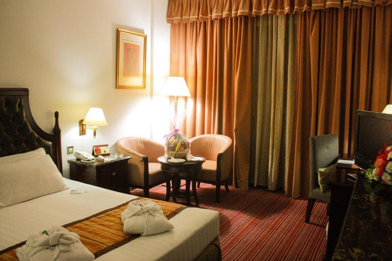 Grand Mayfair Hotel Dubai Exteriör bild
